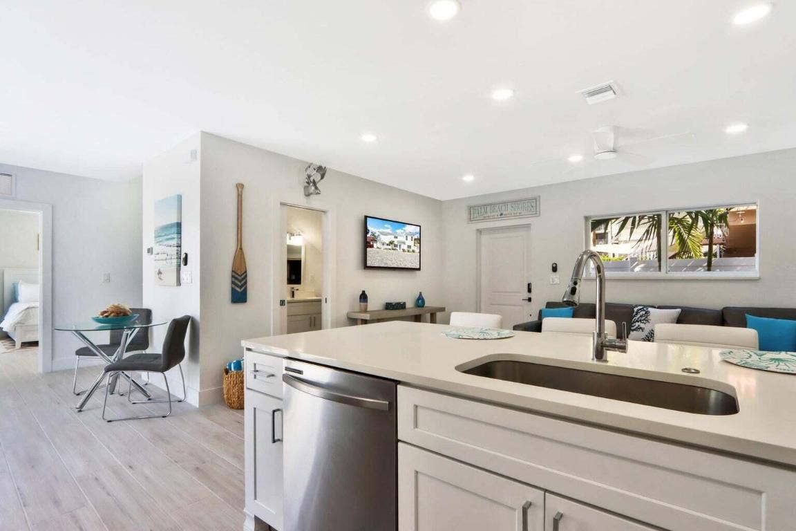115 Cascade Lane, Palm Beach Shores, Palm Beach Shores, FL 33404 115 Cascade Lane, Palm Beach Shores, Palm Beach Shores, FL 33404