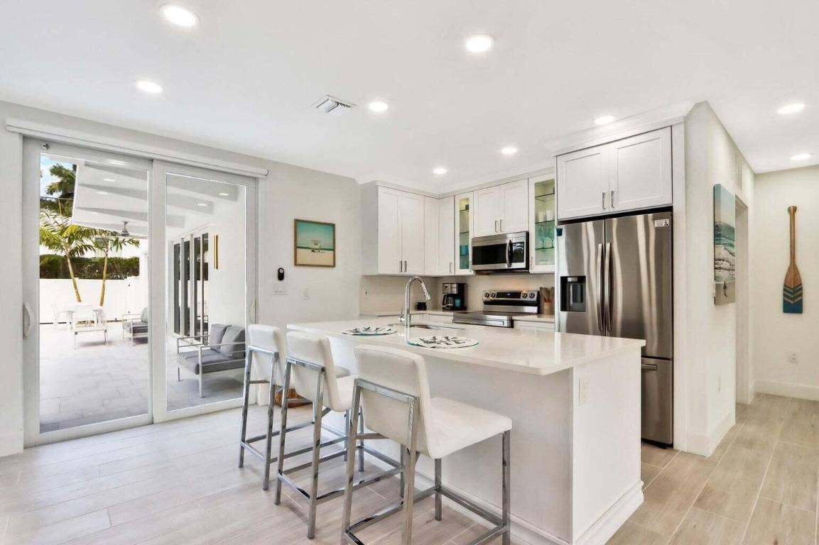 115 Cascade Lane, Palm Beach Shores, Palm Beach Shores, FL 33404 115 Cascade Lane, Palm Beach Shores, Palm Beach Shores, FL 33404