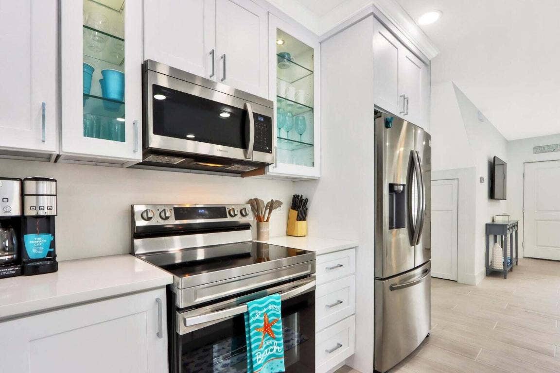 115 Cascade Lane, Palm Beach Shores, Palm Beach Shores, FL 33404 115 Cascade Lane, Palm Beach Shores, Palm Beach Shores, FL 33404