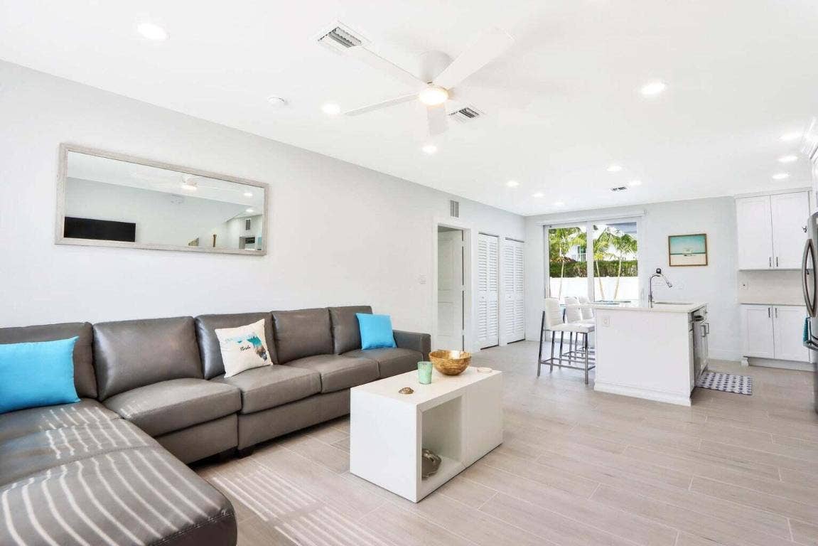115 Cascade Lane, Palm Beach Shores, Palm Beach Shores, FL 33404 115 Cascade Lane, Palm Beach Shores, Palm Beach Shores, FL 33404