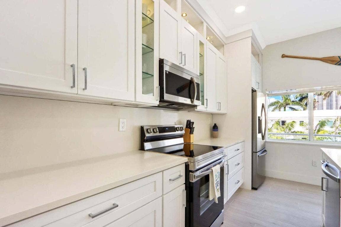 115 Cascade Lane, Palm Beach Shores, Palm Beach Shores, FL 33404 115 Cascade Lane, Palm Beach Shores, Palm Beach Shores, FL 33404