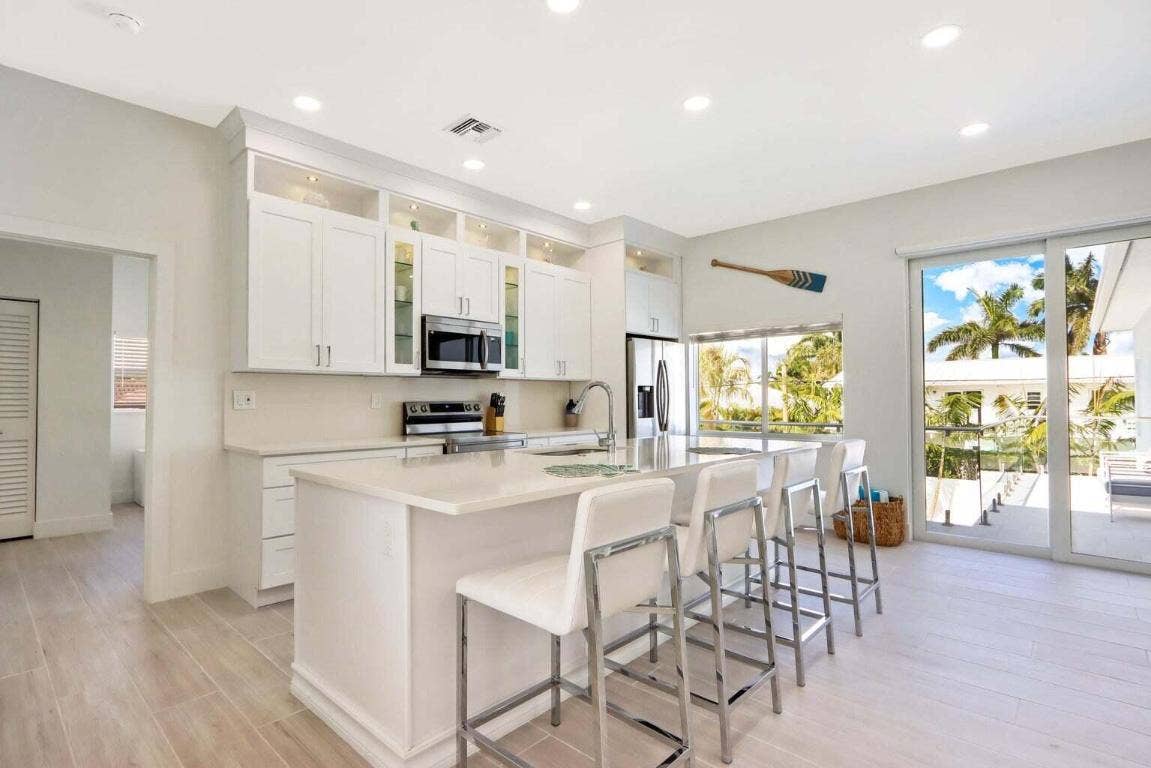 115 Cascade Lane, Palm Beach Shores, Palm Beach Shores, FL 33404 115 Cascade Lane, Palm Beach Shores, Palm Beach Shores, FL 33404