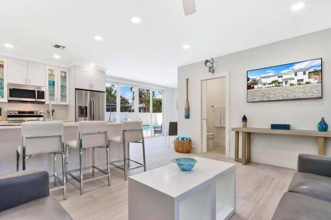 115 Cascade Lane, Palm Beach Shores, Palm Beach Shores, FL 33404 115 Cascade Lane, Palm Beach Shores, Palm Beach Shores, FL 33404