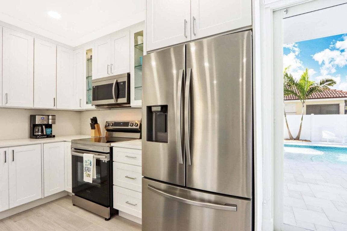 115 Cascade Lane, Palm Beach Shores, Palm Beach Shores, FL 33404 115 Cascade Lane, Palm Beach Shores, Palm Beach Shores, FL 33404