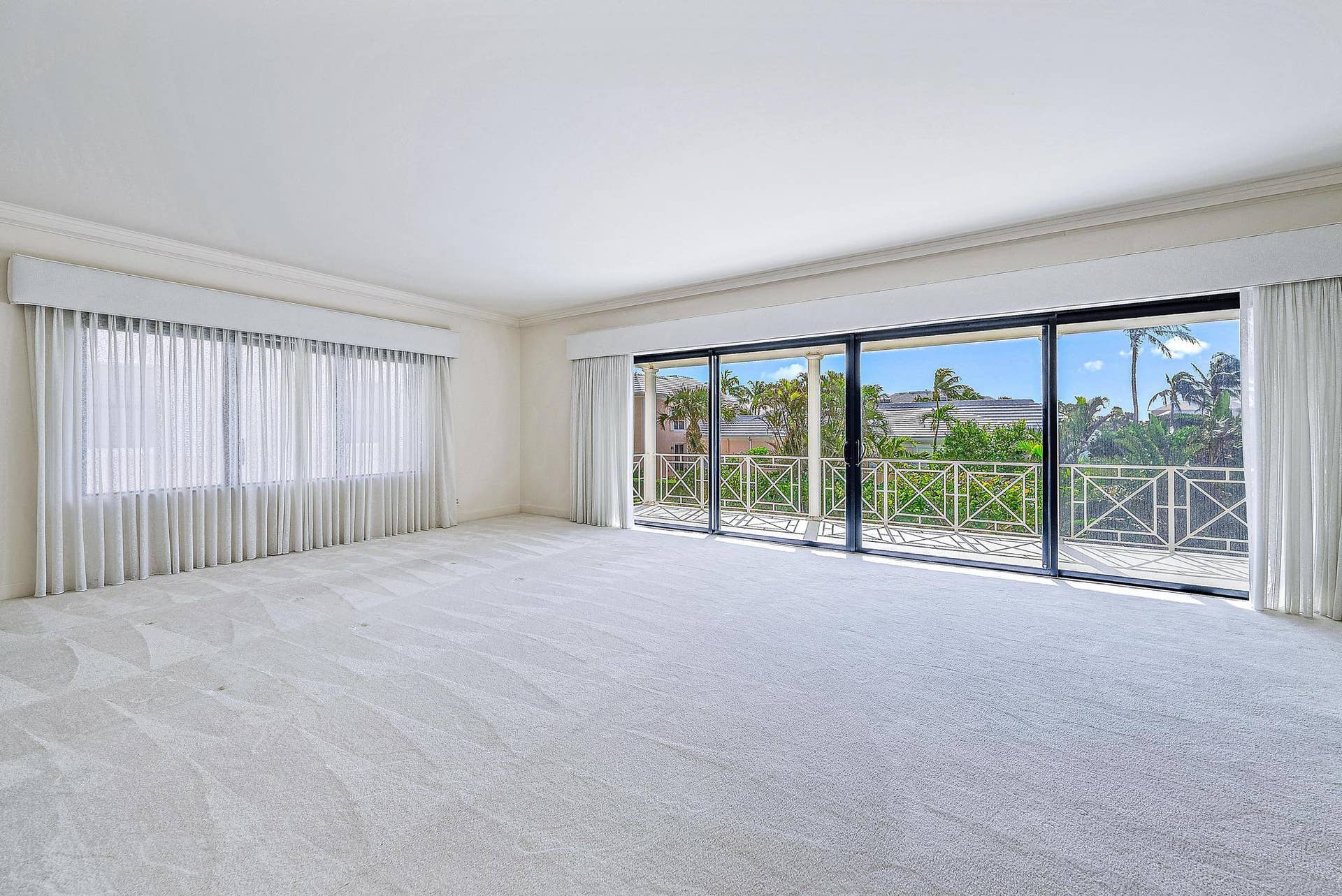 11160 Turtle Beach Road, #210-E, North Palm Beach, FL 33408 Living Room