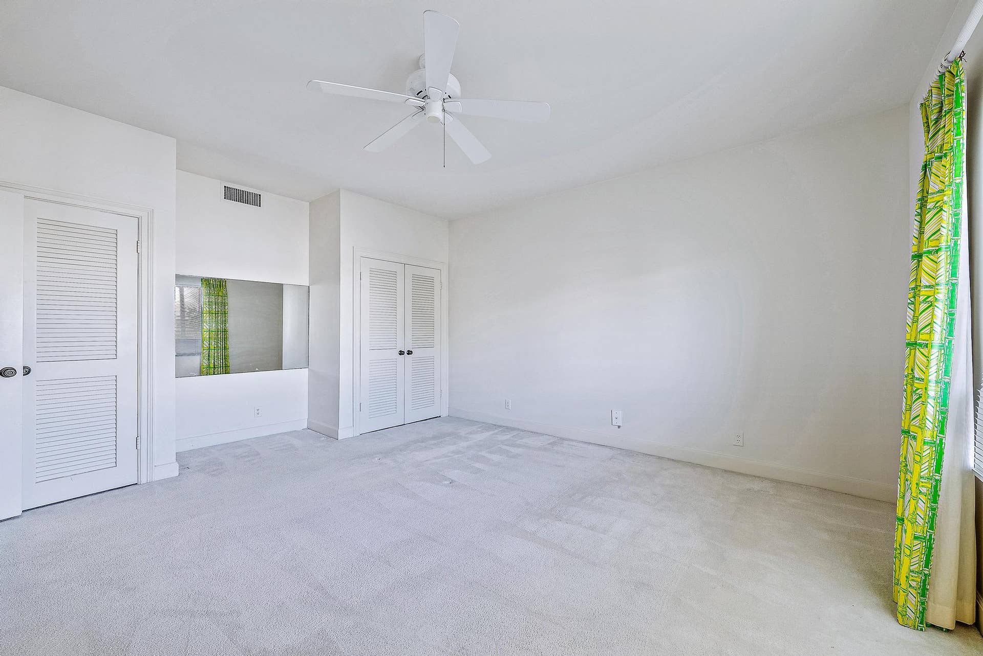 11160 Turtle Beach Road, #210-E, North Palm Beach, FL 33408 Guest Bedroom