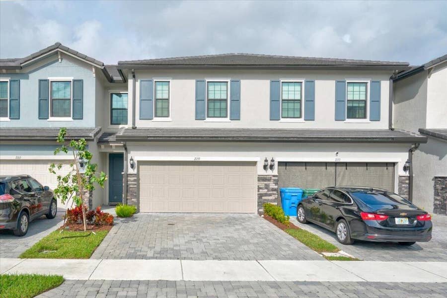 Property photo for 2159 Appleton Circle N, Oakland Park, FL