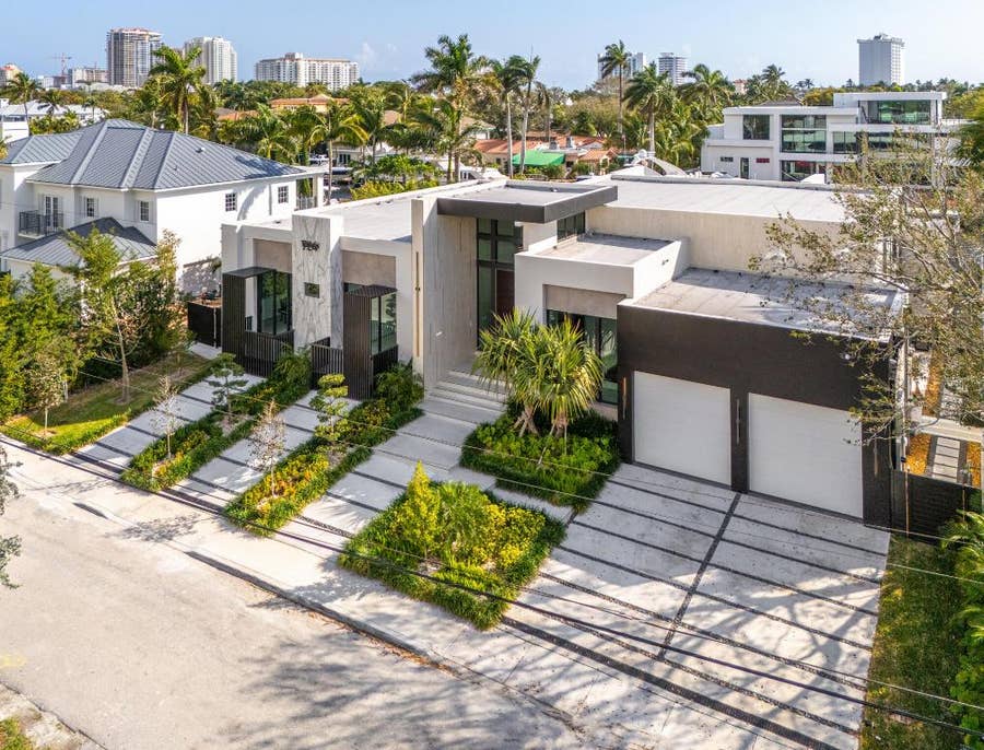 Property photo for 724 SE 25th Avenue, Fort Lauderdale, FL