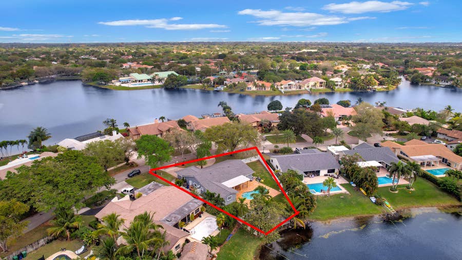 Property photo for 11610 Sunfish Way, Cooper City, FL