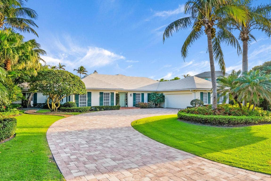 838 Lake House Drive, North Palm Beach, FL 33408 838 Lake House Drive, North Palm Beach, FL 33408