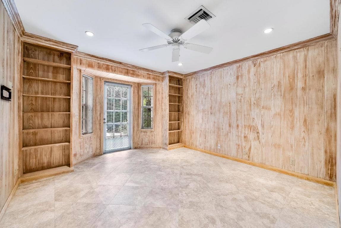 838 Lake House Drive, North Palm Beach, FL 33408 838 Lake House Drive, North Palm Beach, FL 33408
