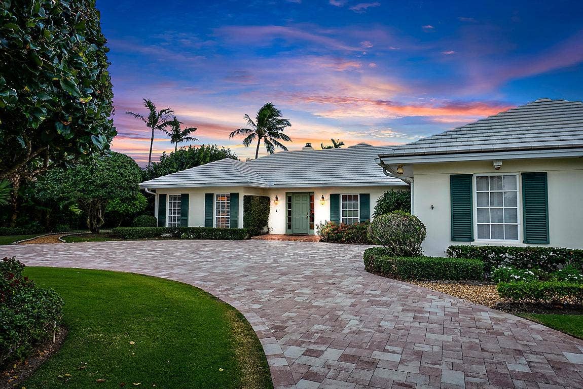 838 Lake House Drive, North Palm Beach, FL 33408 838 Lake House Drive, North Palm Beach, FL 33408