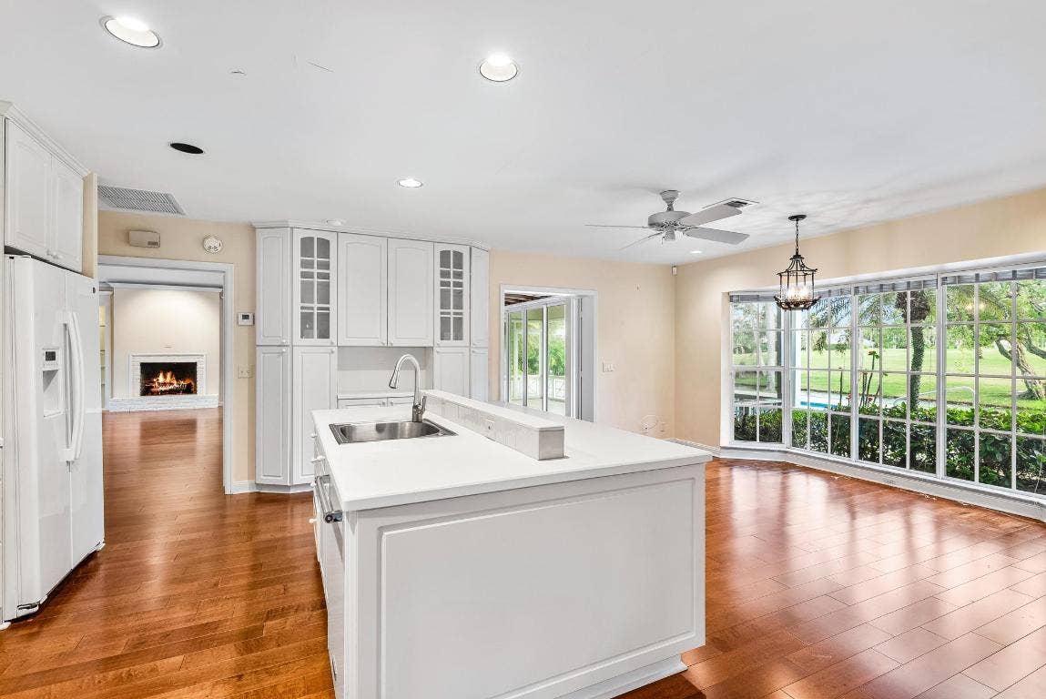 838 Lake House Drive, North Palm Beach, FL 33408 838 Lake House Drive, North Palm Beach, FL 33408