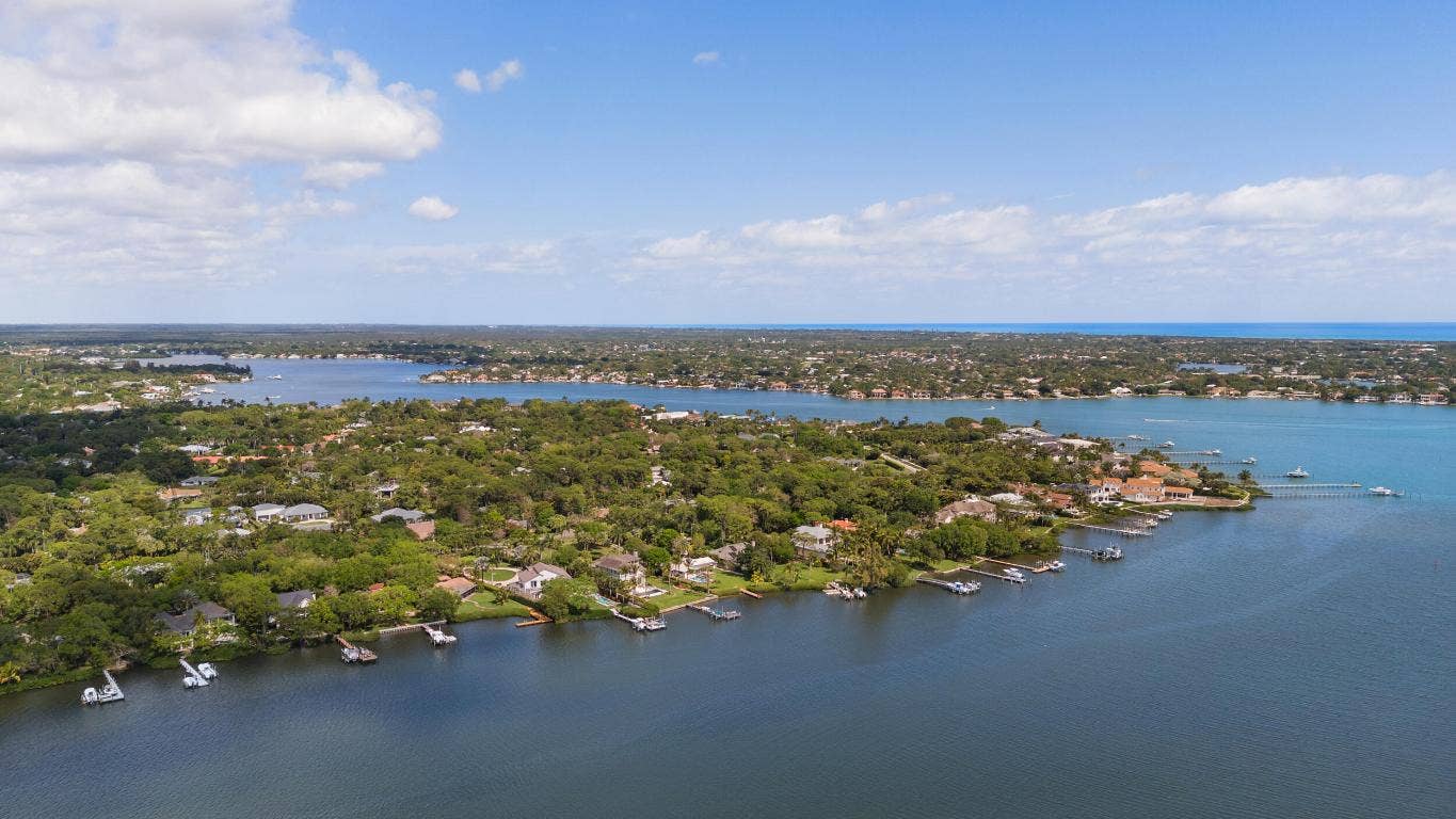 5524 Pennock Point Road, Jupiter, FL 33458 5524 Pennock Point Road, Jupiter, FL 33458