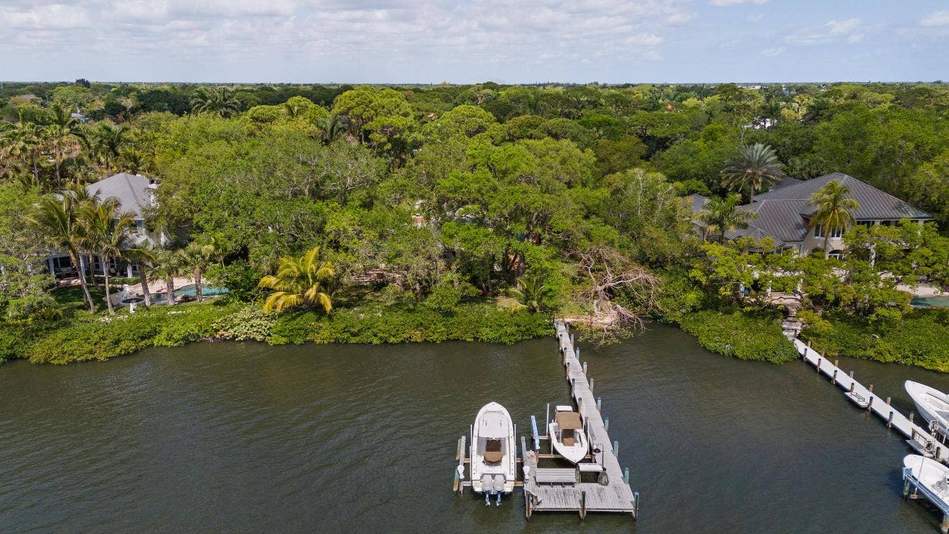 5524 Pennock Point Road, Jupiter, FL 33458 5524 Pennock Point Road, Jupiter, FL 33458