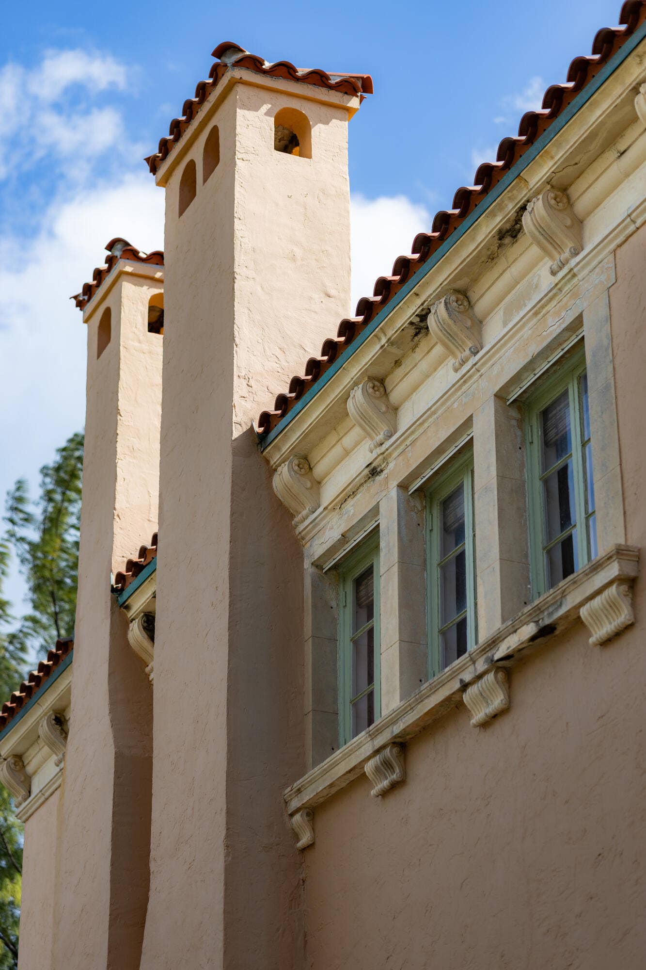 200 N Ocean Boulevard, #1, Palm Beach, FL 33480 Bedrooms Along Seminole Avenue