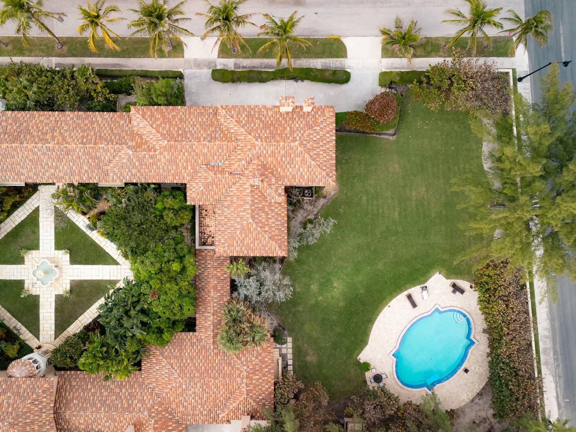 200 N Ocean Boulevard, #1, Palm Beach, FL 33480 tempImageEZo7xs