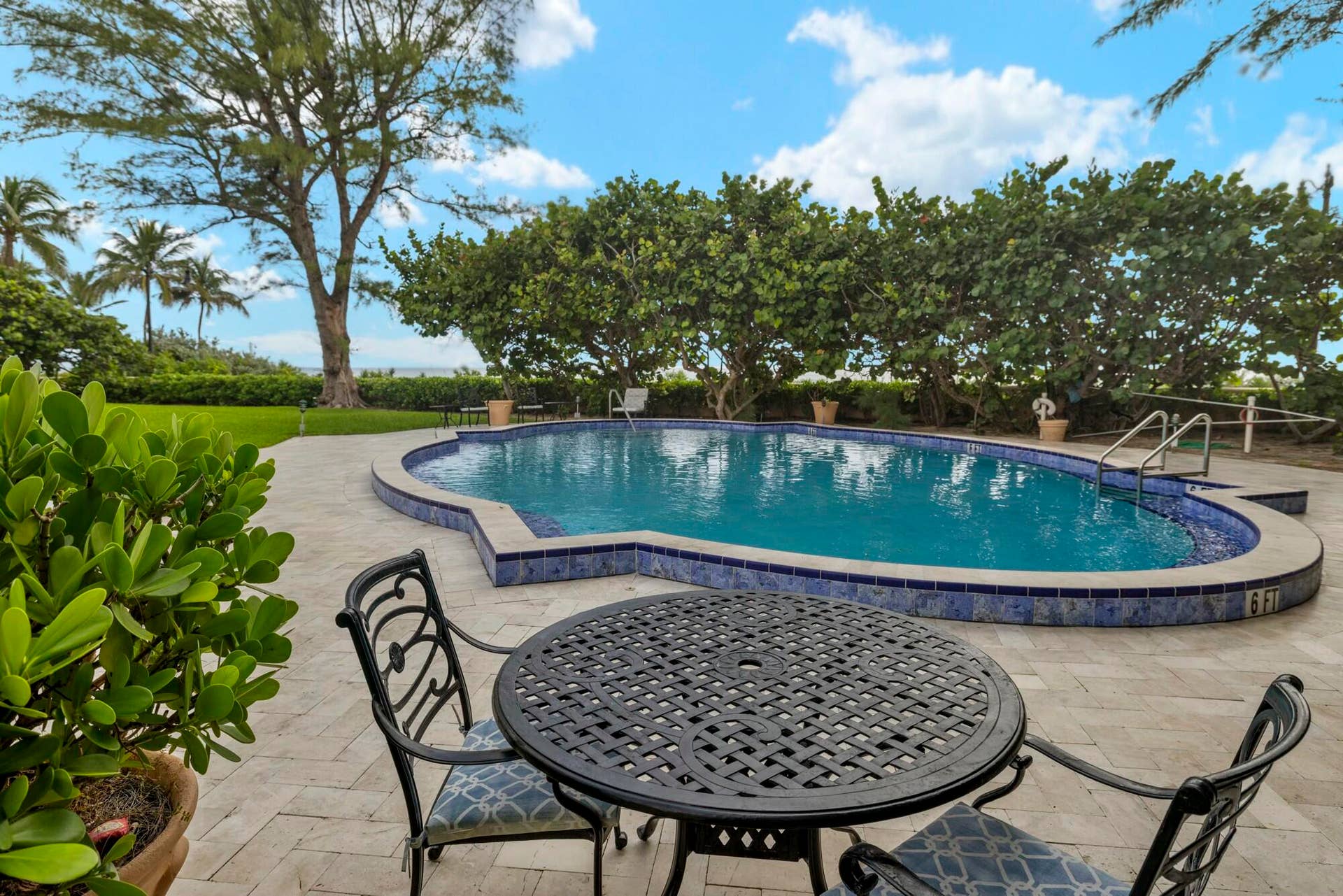 200 N Ocean Boulevard, #1, Palm Beach, FL 33480 Pool Facing Ocean
