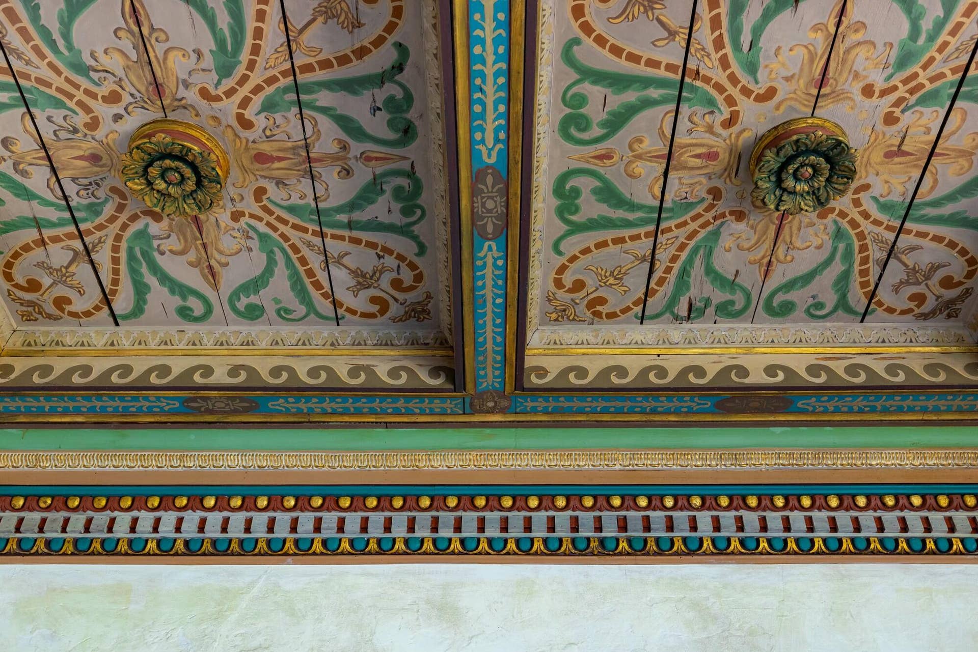 200 N Ocean Boulevard, #1, Palm Beach, FL 33480 Hand Painted Pecky Cypress Coffered Ceiling