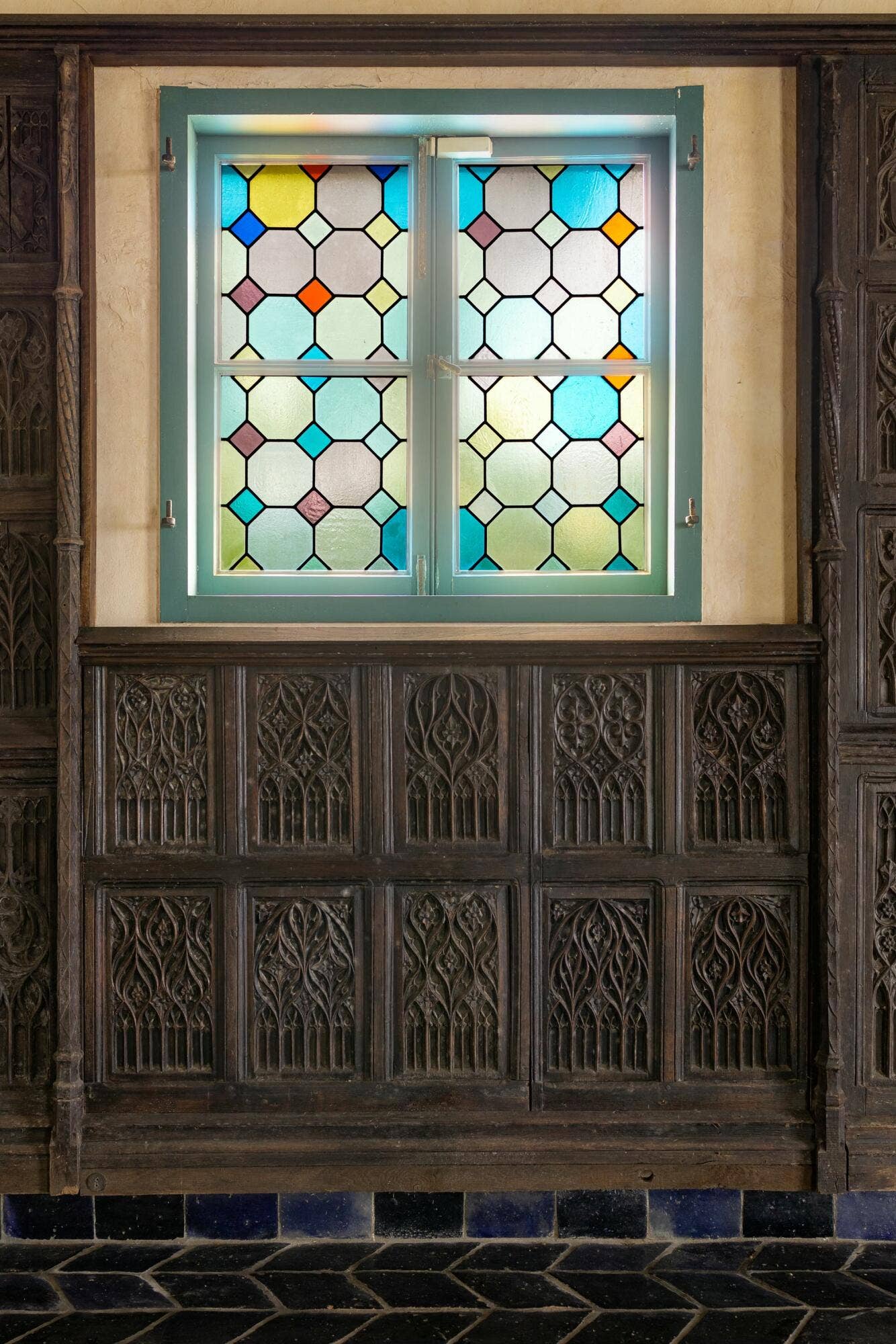 200 N Ocean Boulevard, #1, Palm Beach, FL 33480 16th Century Detailing