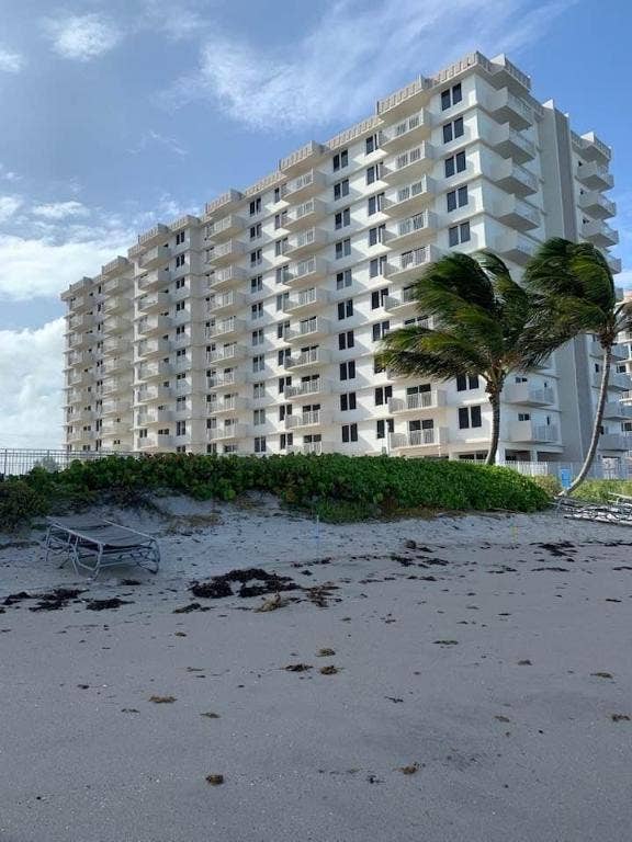 3215 S Ocean Boulevard, #307, Highland Beach, FL 33487