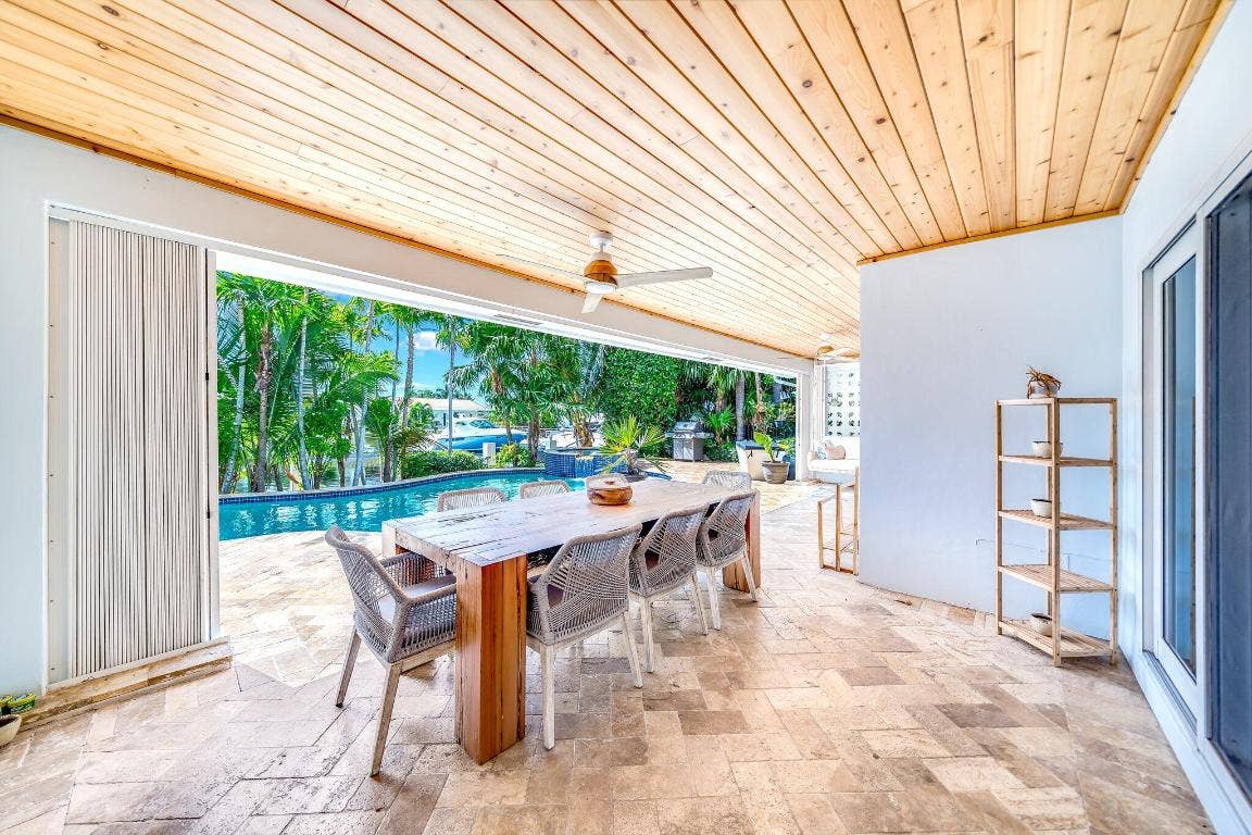 4010 NE 25th Avenue, Lighthouse Point, FL 33064