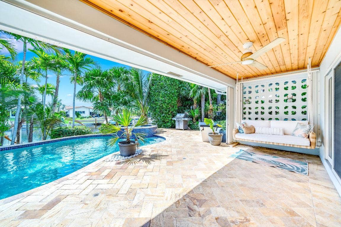 4010 NE 25th Avenue, Lighthouse Point, FL 33064