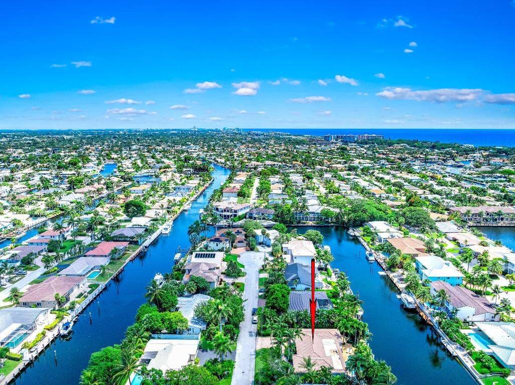 4010 NE 25th Avenue, Lighthouse Point, FL 33064