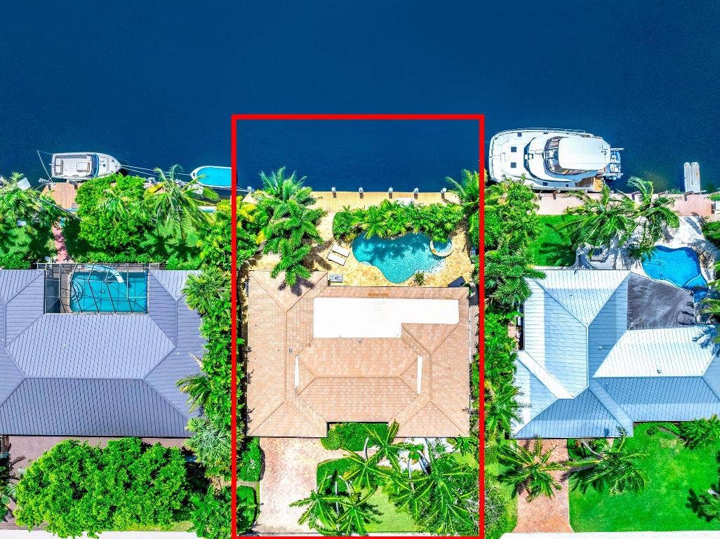 4010 NE 25th Avenue, Lighthouse Point, FL 33064
