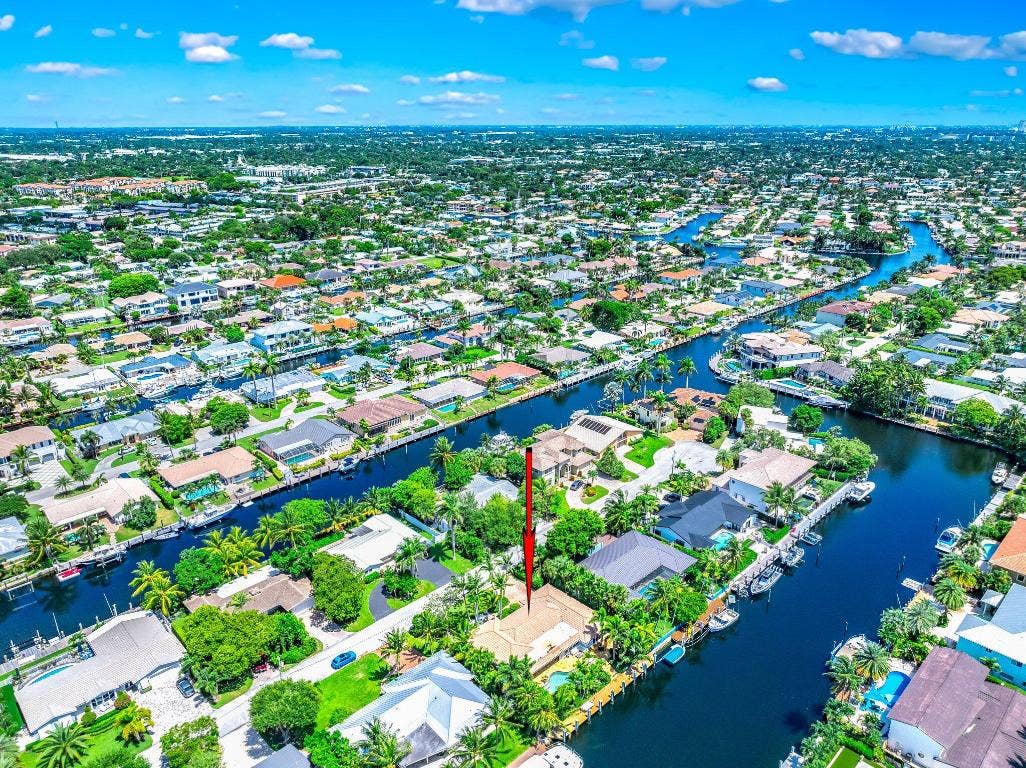 4010 NE 25th Avenue, Lighthouse Point, FL 33064