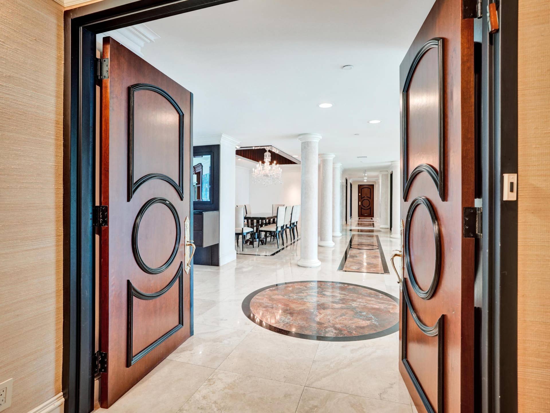 PRIVATE DOUBLE DOOR ENTRANCE