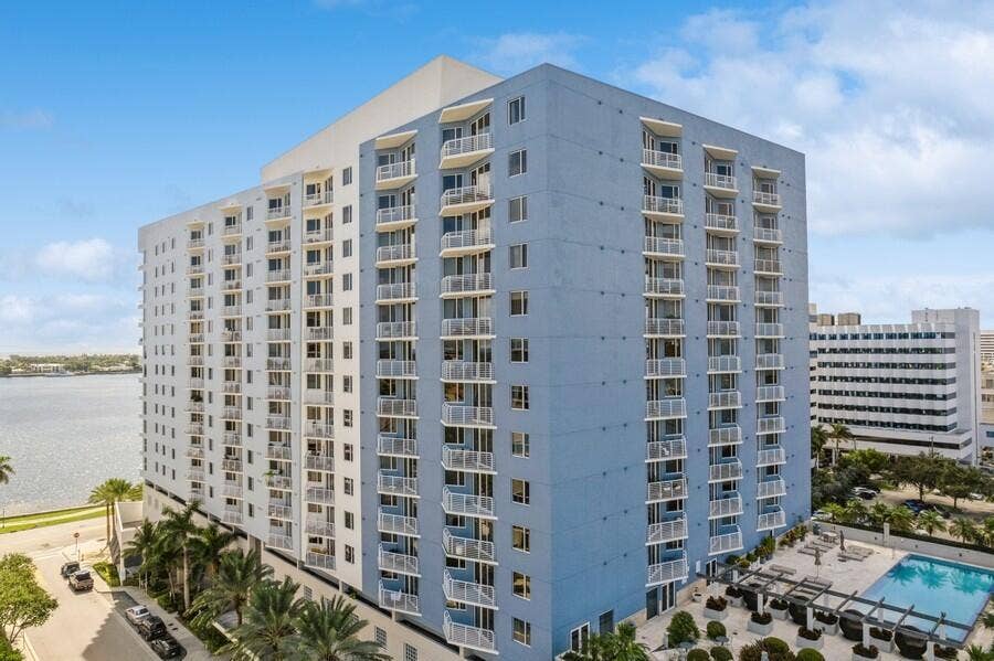 1551 N Flagler Drive, #1205, West Palm Beach, FL 33401 1_1551NFlaglerDr1205_181_AerialView_Smal