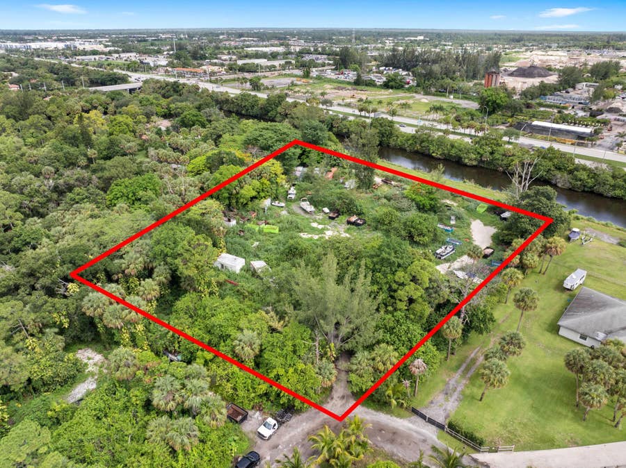 Property photo for West Palm Beach, FL