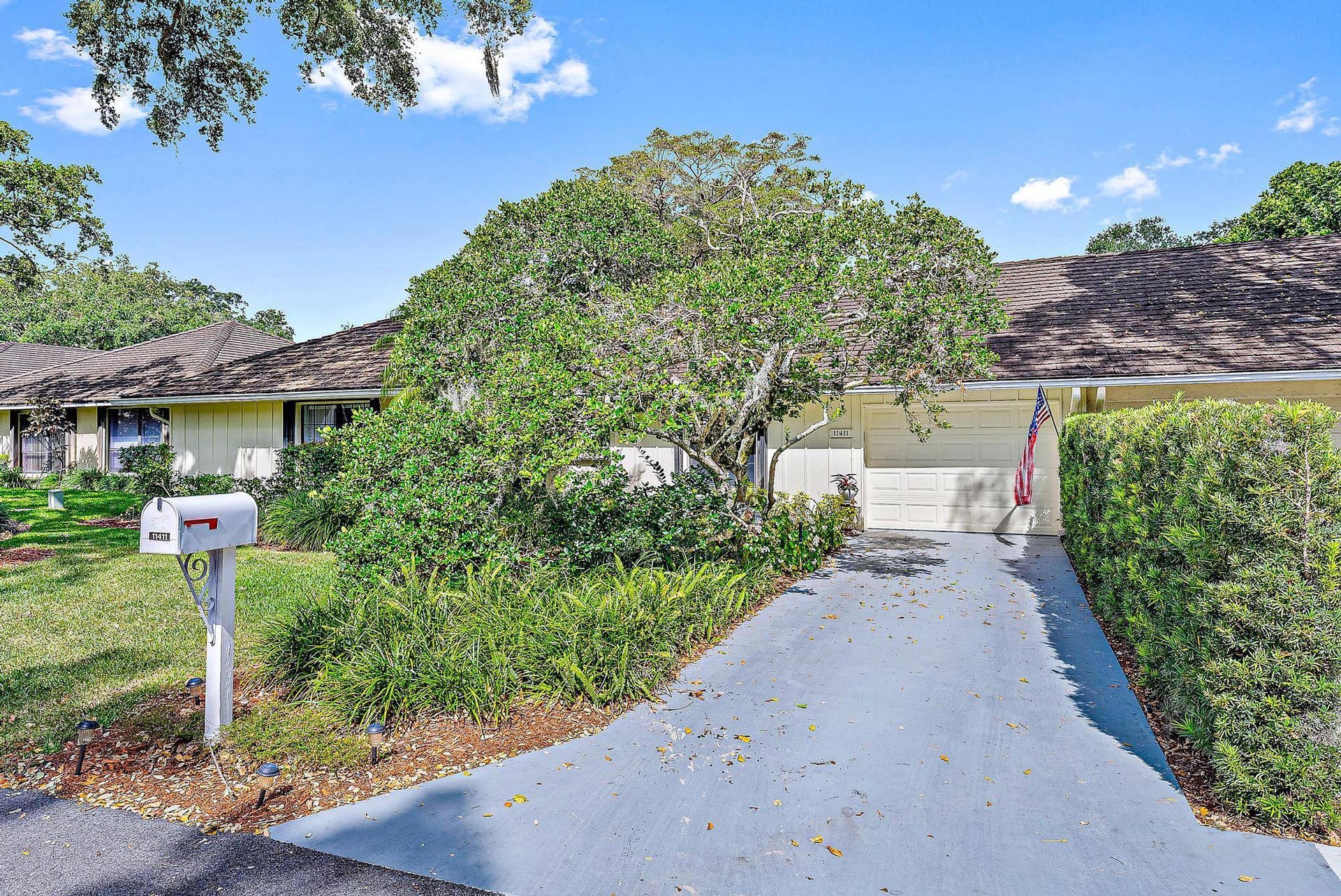 11411 Twelve Oaks Way, North Palm Beach, FL 33408 11411 Twelve Oaks Way, North Palm Beach, FL 33408