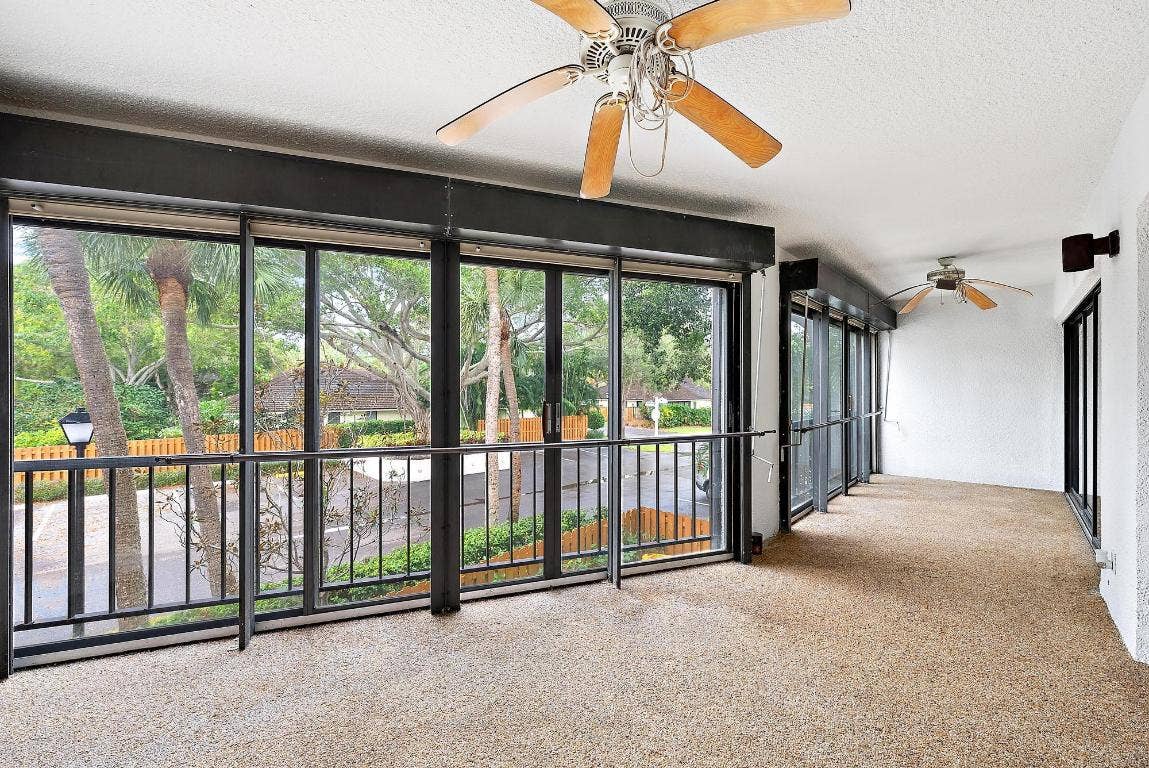 1660 Twelve Oaks Way, #205, North Palm Beach, FL 33408 1660 Twelve Oaks Way, #205, North Palm Beach, FL 33408