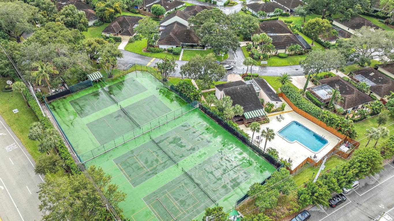 1660 Twelve Oaks Way, #205, North Palm Beach, FL 33408 1660 Twelve Oaks Way, #205, North Palm Beach, FL 33408