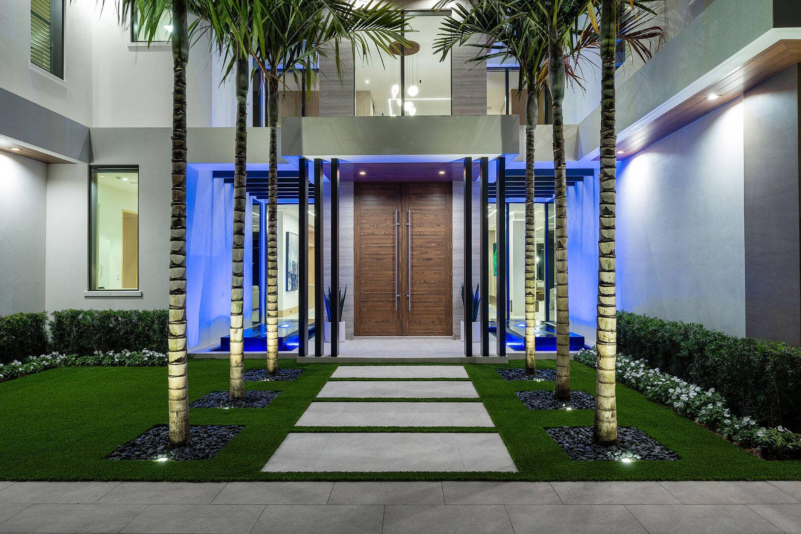 1520 Royal Palm Way, Boca Raton, FL 33432 1520_Royal_Palm_Way_Dusk_04