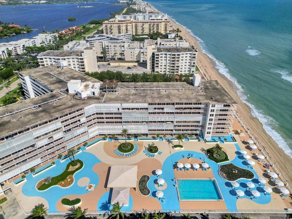 3546 S Ocean Boulevard, #418, South Palm Beach, FL 33480
