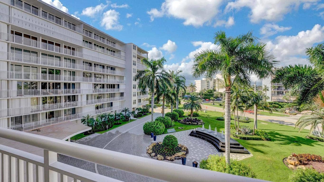 3546 S Ocean Boulevard, #418, South Palm Beach, FL 33480