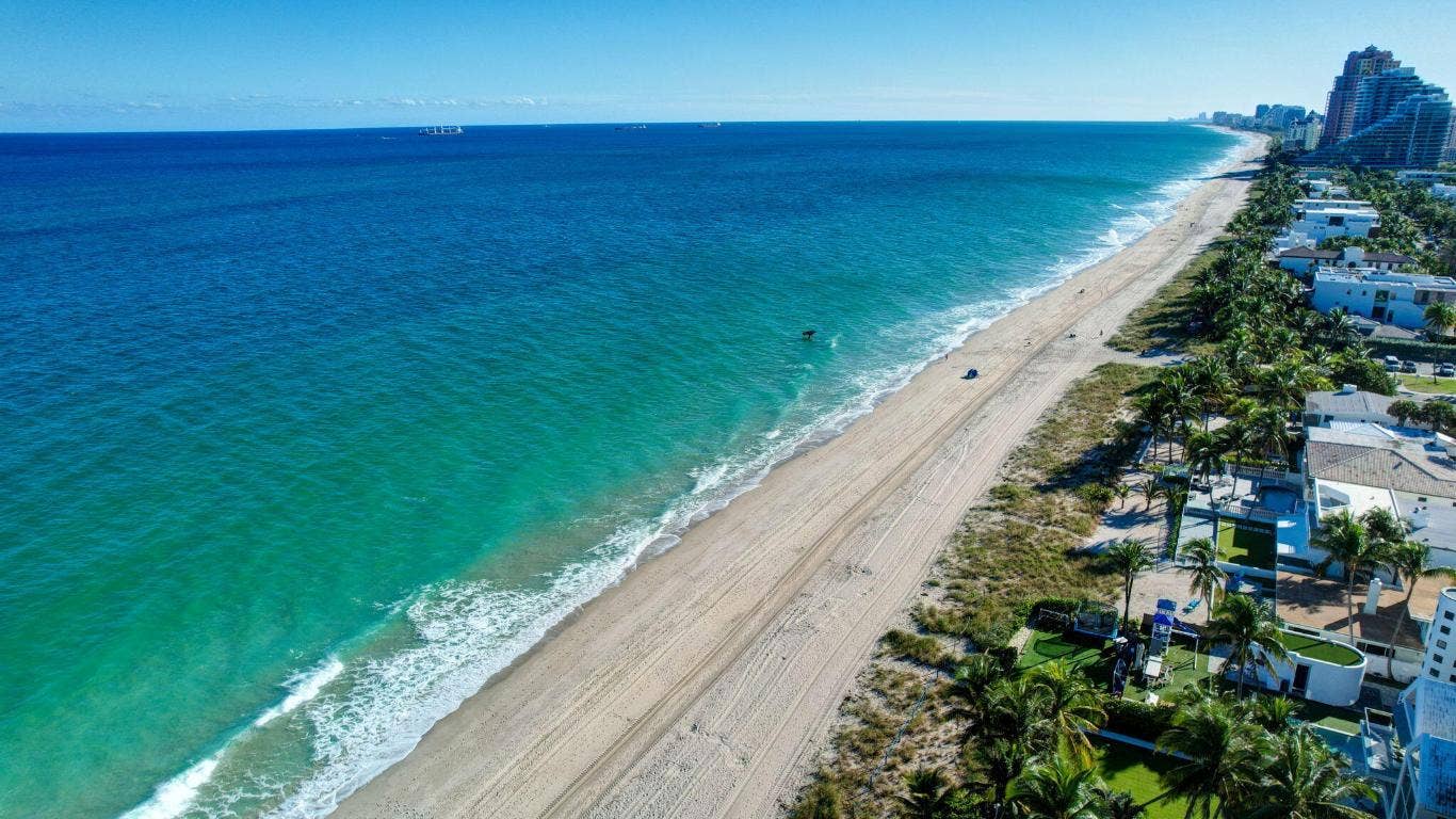 2841 N Ocean Boulevard, #307, Fort Lauderdale, FL 33308