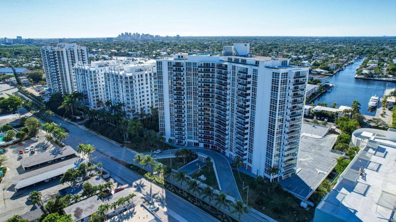 2841 N Ocean Boulevard, #307, Fort Lauderdale, FL 33308