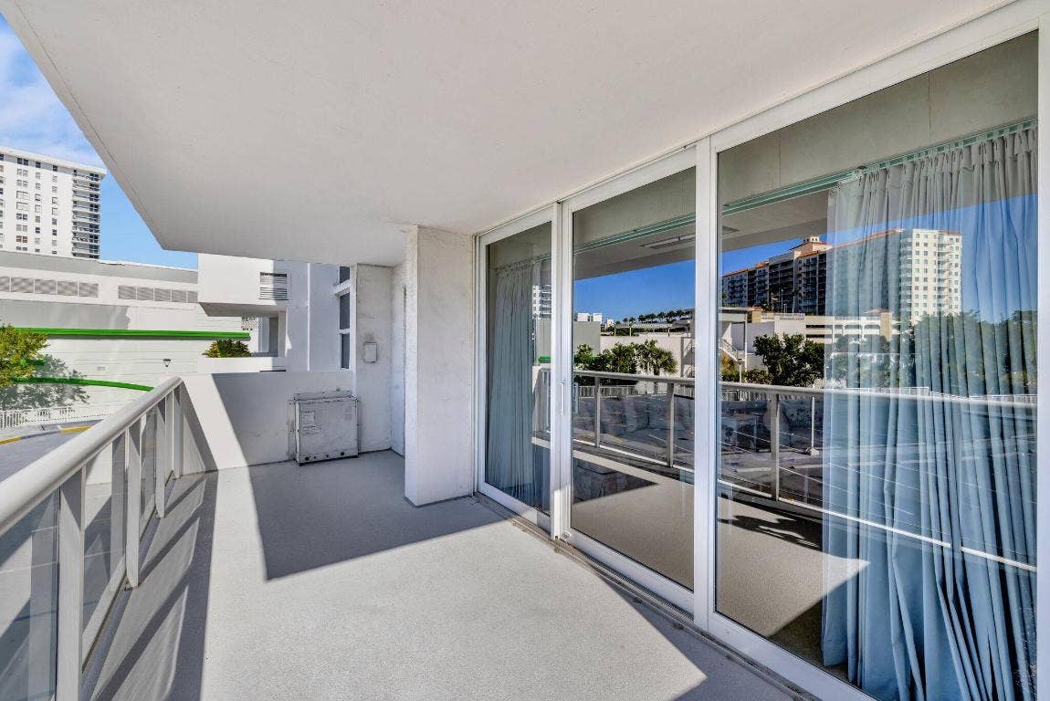 2841 N Ocean Boulevard, #307, Fort Lauderdale, FL 33308