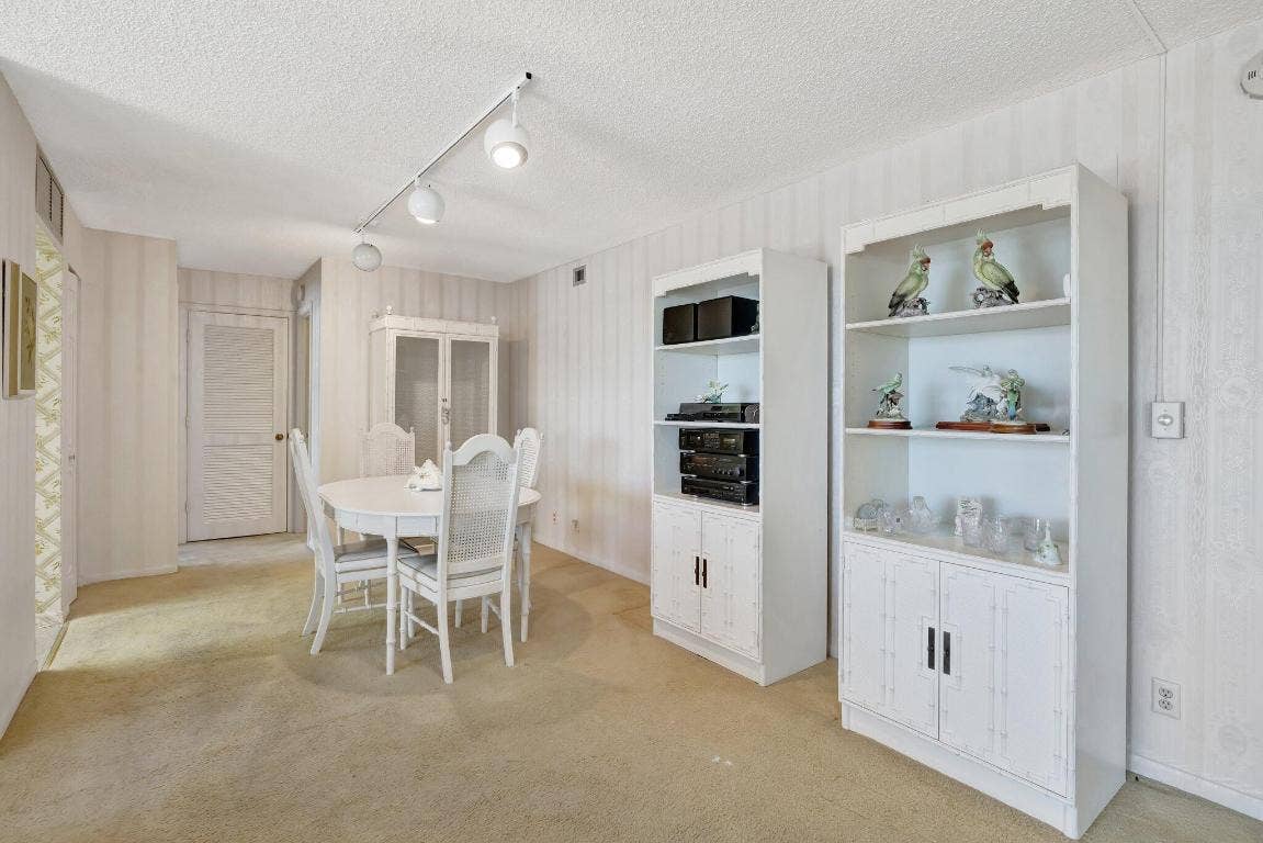 2841 N Ocean Boulevard, #307, Fort Lauderdale, FL 33308