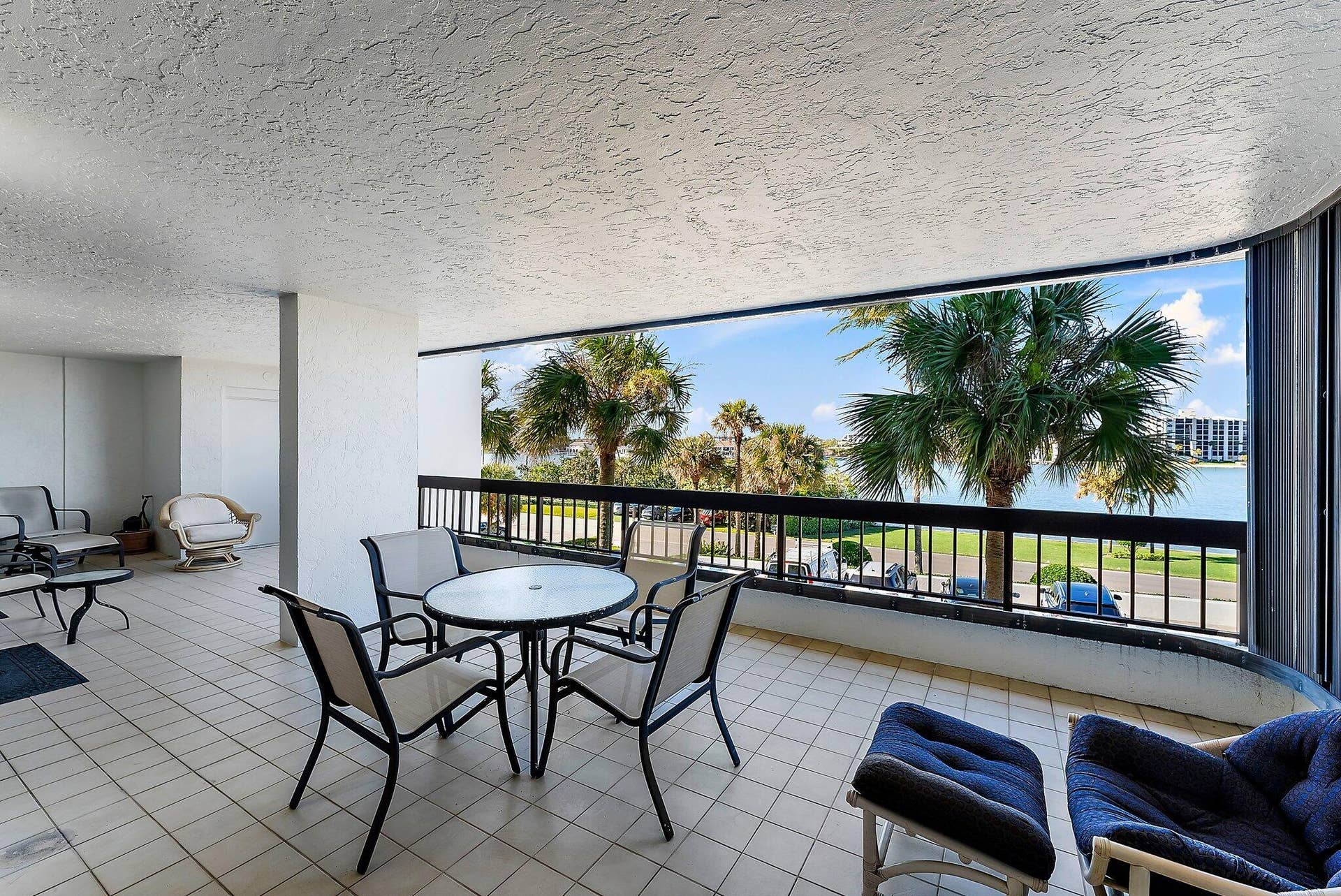 19750 Beach Road, #2050, Jupiter, FL 33469 023-026-19750BeachRd-205-Jupiter-SMALL