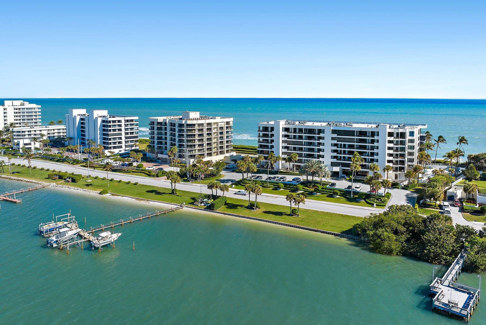 19750 Beach Road, #2050, Jupiter, FL 33469 032-011-19750BeachRd-205-Jupiter-SMALL