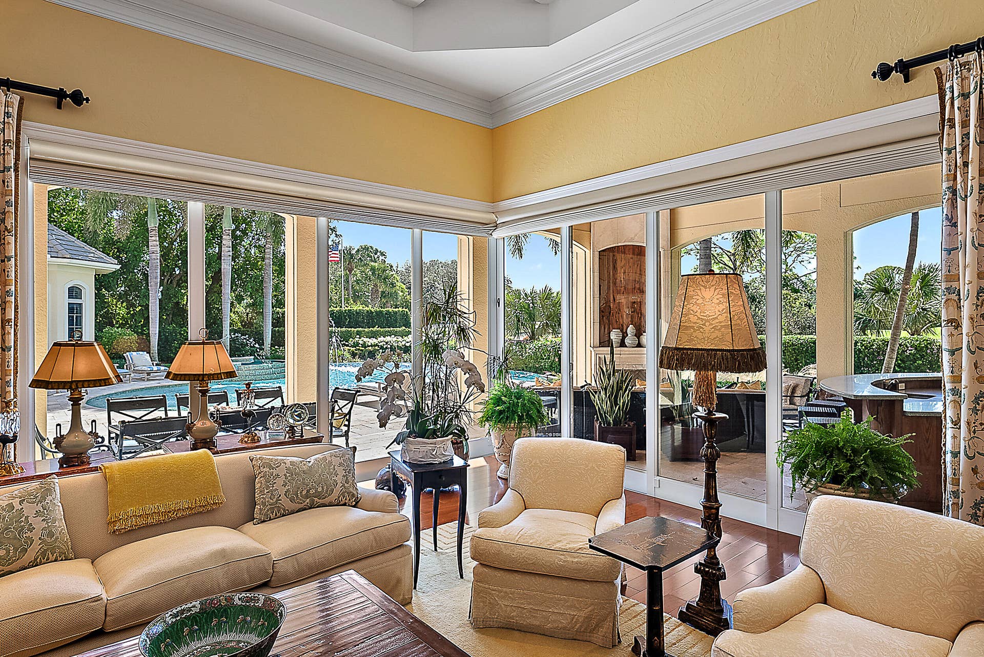 18246 SE Village Circle, Jupiter, FL 33469 Living Room