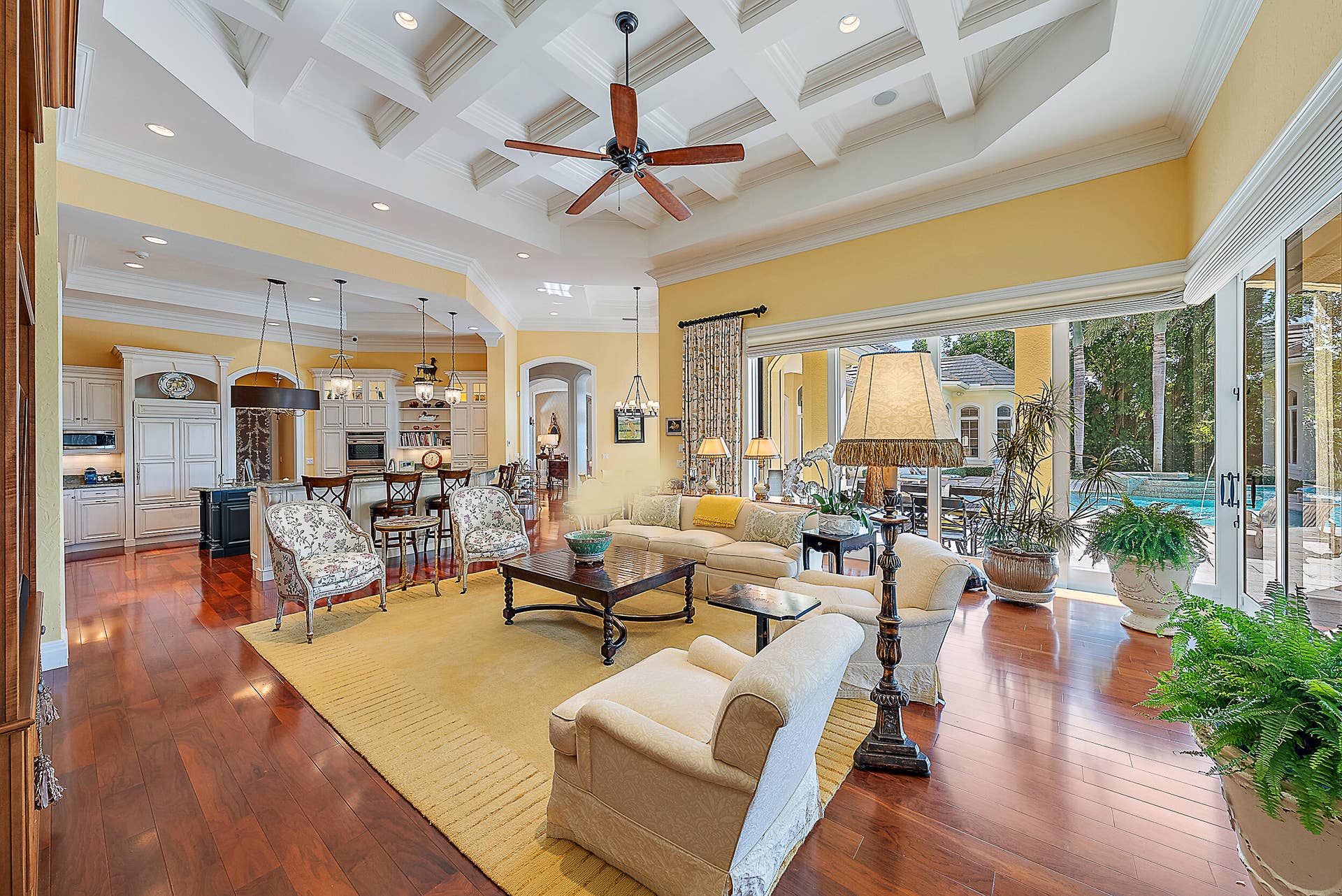 18246 SE Village Circle, Jupiter, FL 33469 Living Room
