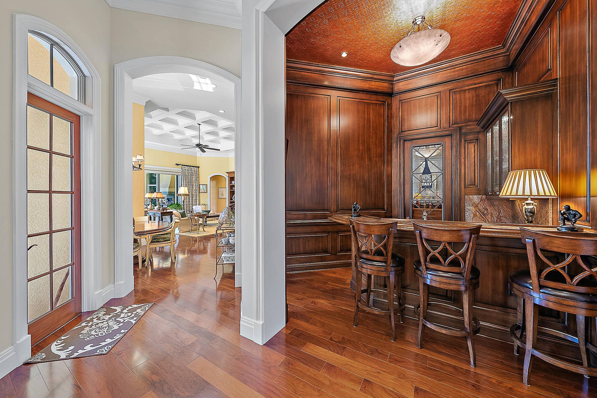 18246 SE Village Circle, Jupiter, FL 33469 Bar