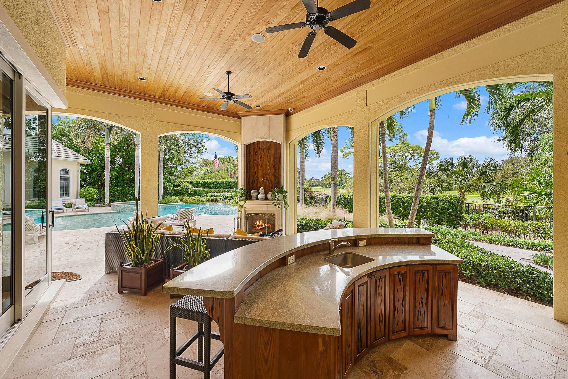 18246 SE Village Circle, Jupiter, FL 33469 Terrace