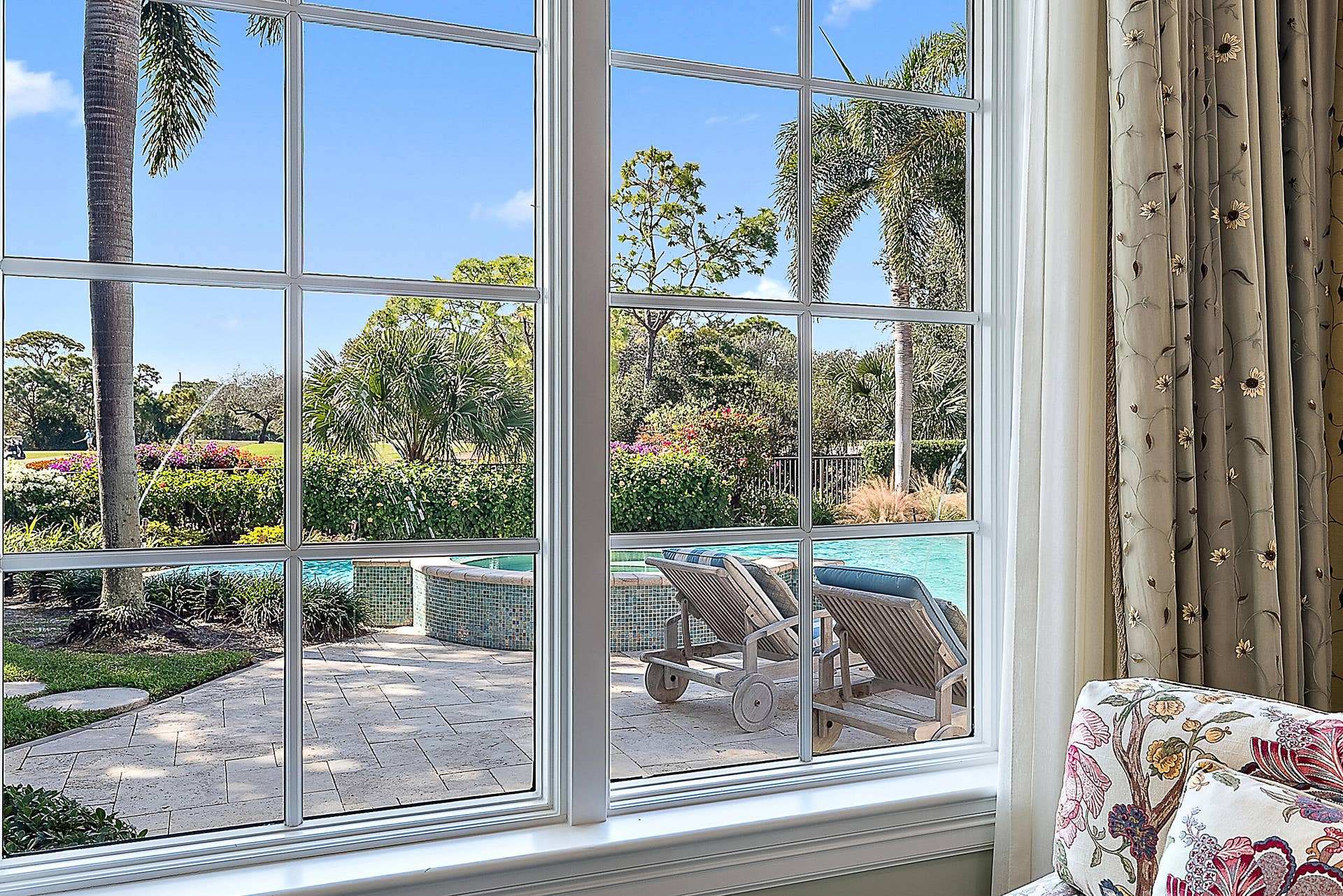 18246 SE Village Circle, Jupiter, FL 33469 Primary Bedroom